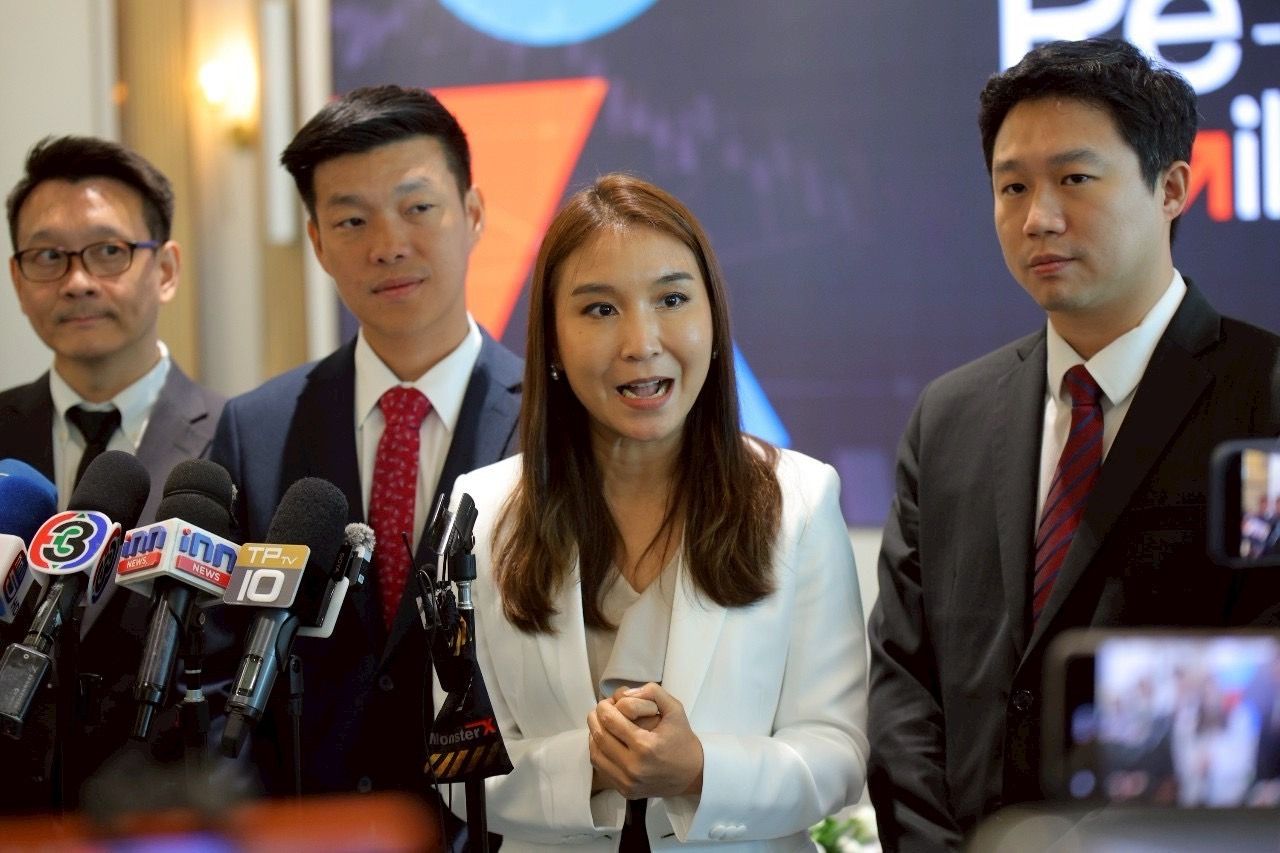 “腾”敦促政府设立五大支柱与美国谈判 - “麻”批评50万亿贷款只是幻想