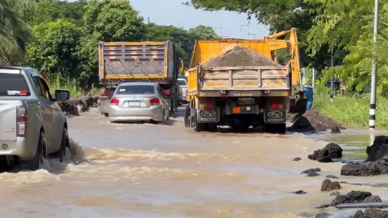 紧急修复“赛塞纳-帕克亥”公路,构筑防洪障碍并安装排水泵