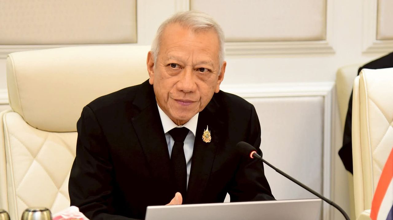 今日起 68 年 12 月 1 日 紫线-红线地铁“40 泰铢全天包价”开始实施