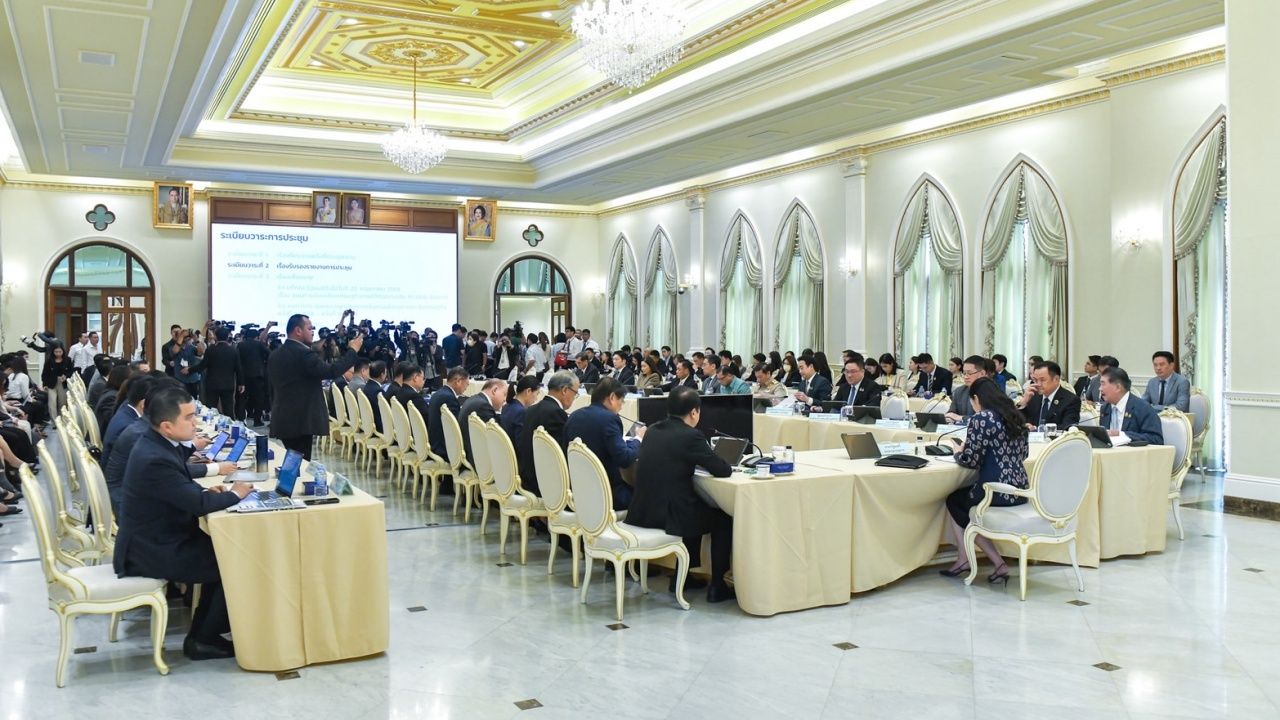 经济刺激委员会批准1153.75亿预算，预计刺激GDP增长0.4%