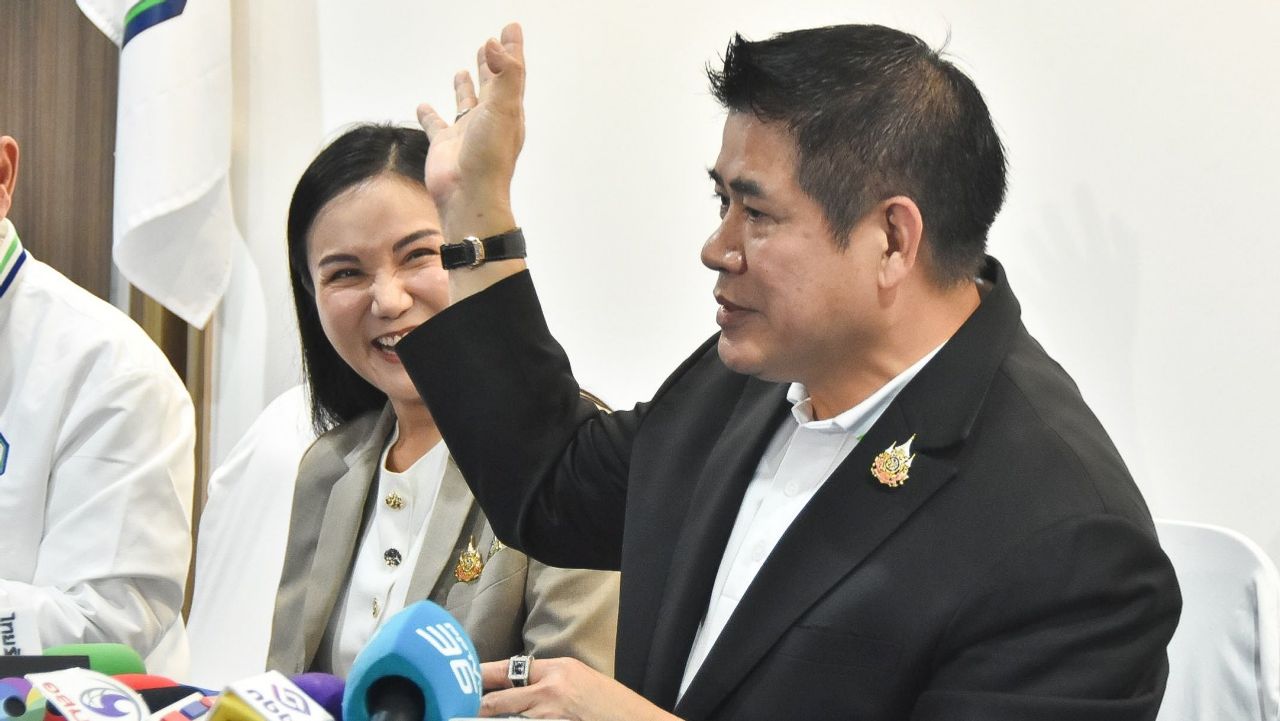 “ธรรมนัส” 自豪表示，敢于道德的政党很受欢迎，反对派议员想加入