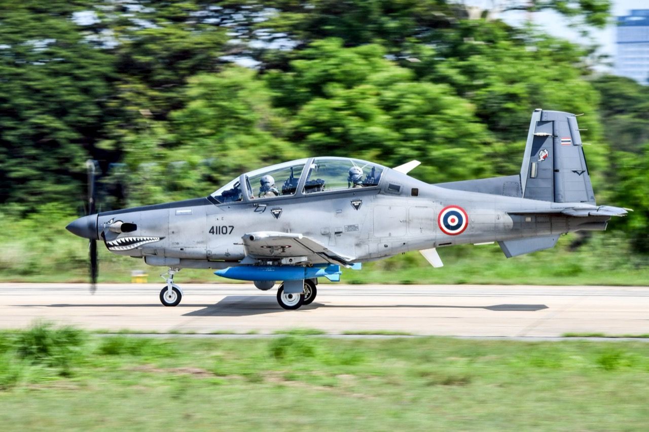 严酷的武器！透视泰国空军的Beechcraft® AT-6 Wolverine