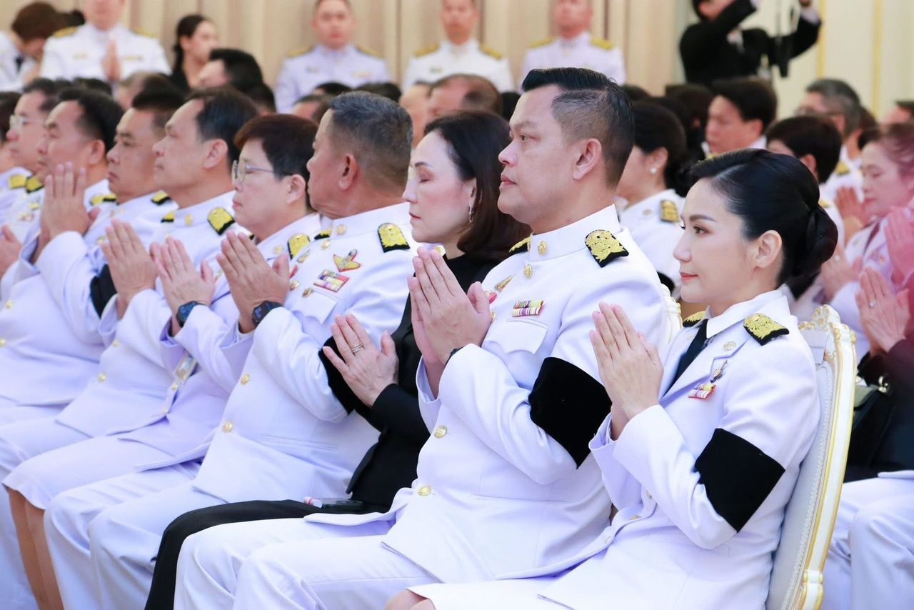 政府举行七日法事，献给皇后诗丽吉陛下的皇家功德