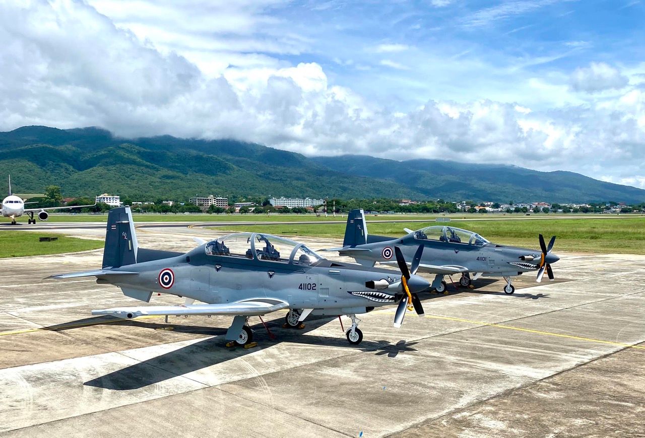 精确、猛烈、无情、全面！泰国皇家空军 Beechcraft AT-6 Wolverine 的利爪