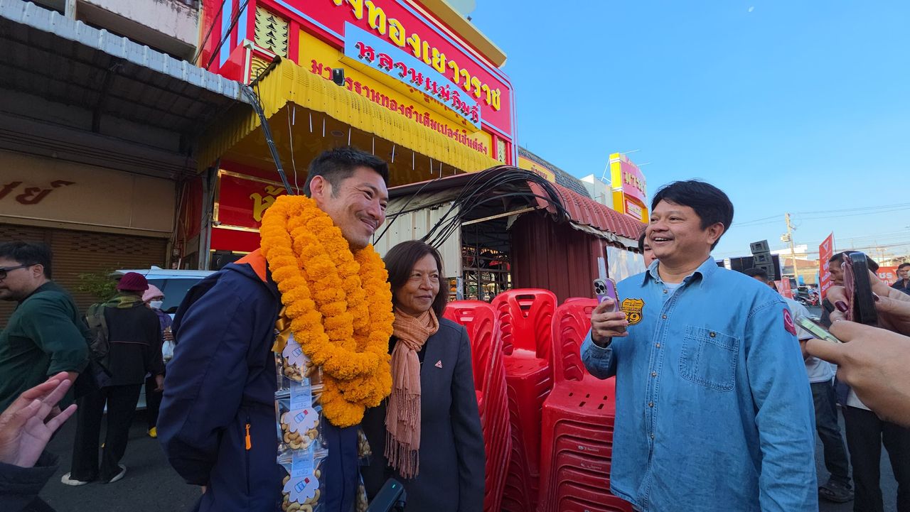 泰坦追逐纳威，明确指出如果选择人民党，将不再有“纳塔蓬”担任总理，选橙党就是选保守党