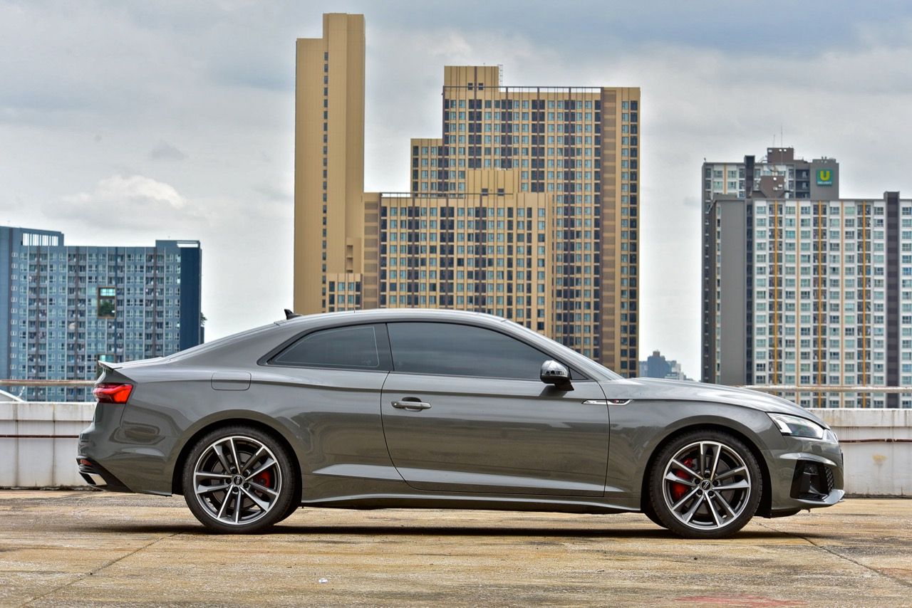 测试 AUDI A5 COUPE 45TFSI QUATTRO S LINE BLACK EDITION