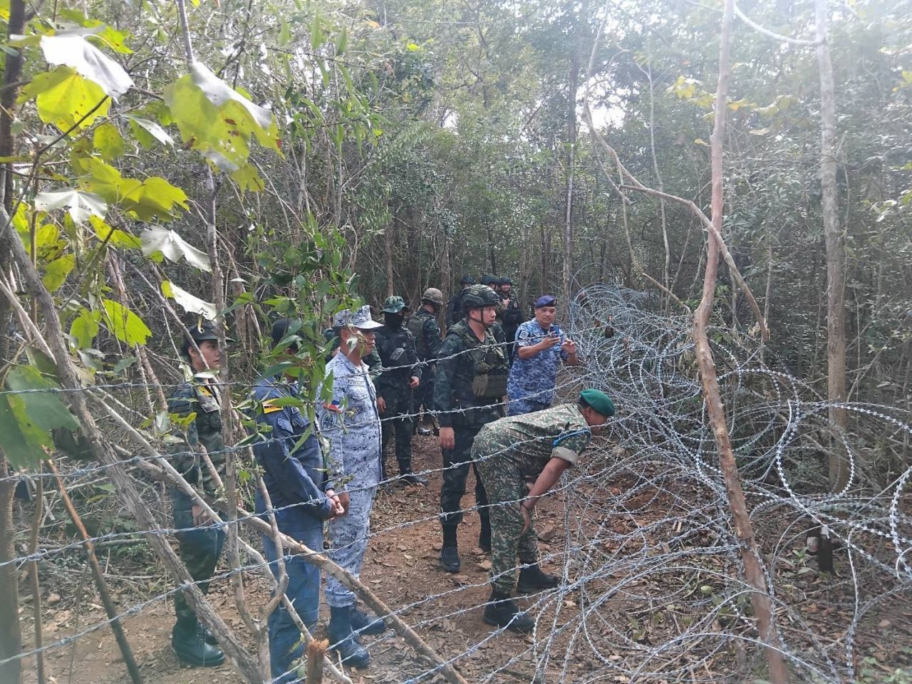 ตราด海军特种部队指挥官确认假新闻,坎布奇亚散布泰国准备攻击的消息
