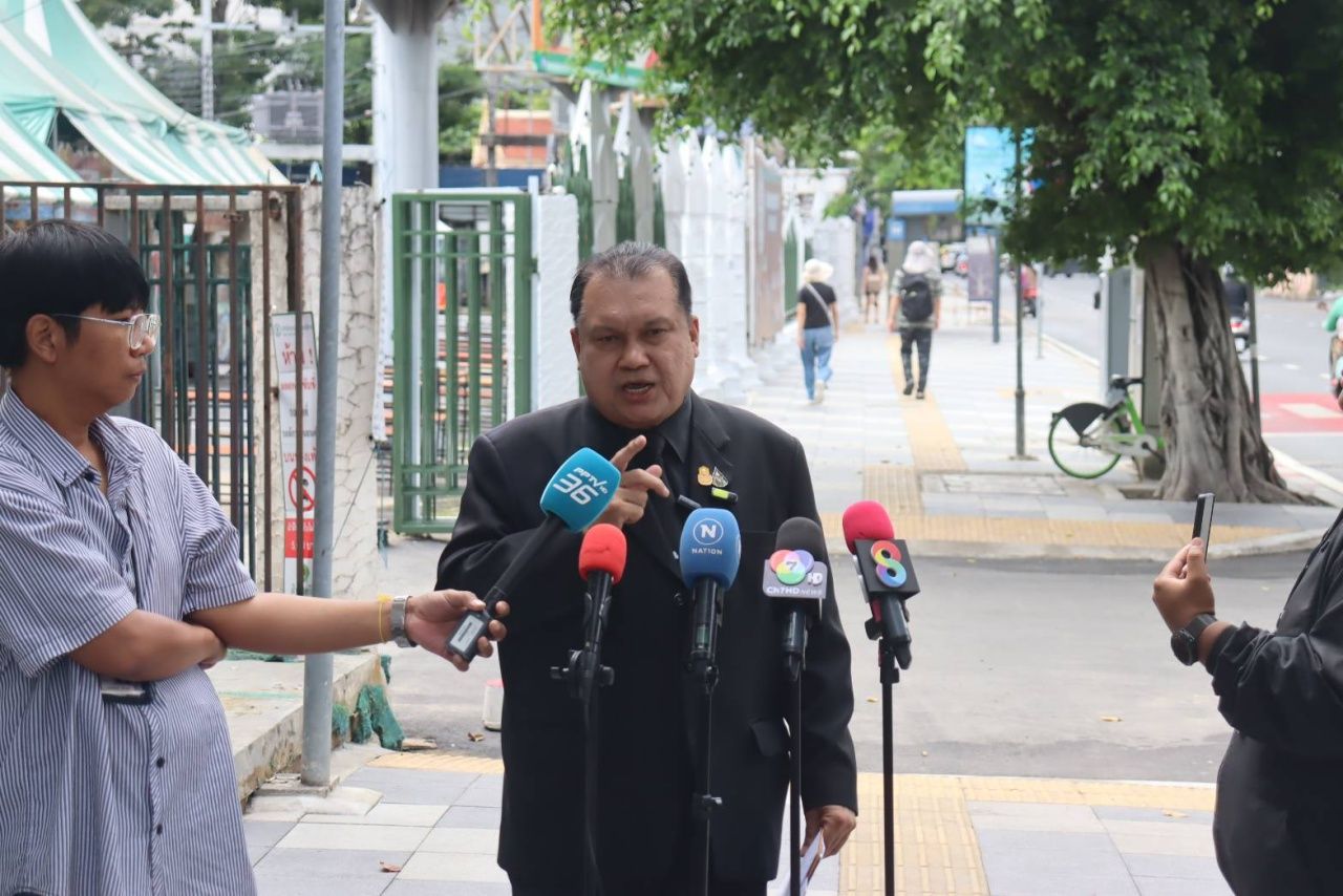 “สนธิญา” 要求调查“กันจอมพลัง”基金捐款超过2亿和彩票配额20万张