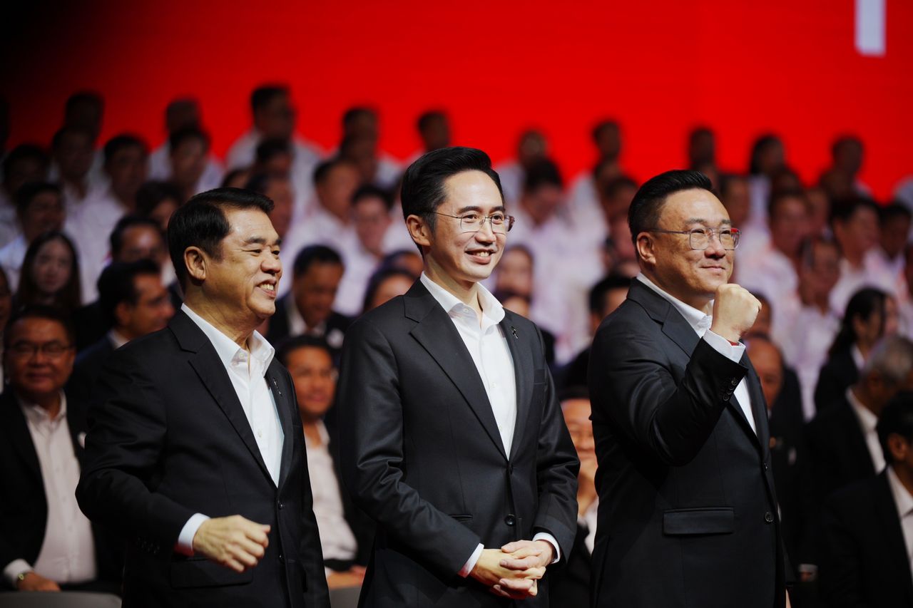 为泰党的三位候选人展望“未来”：呼吁同时支持党和候选人