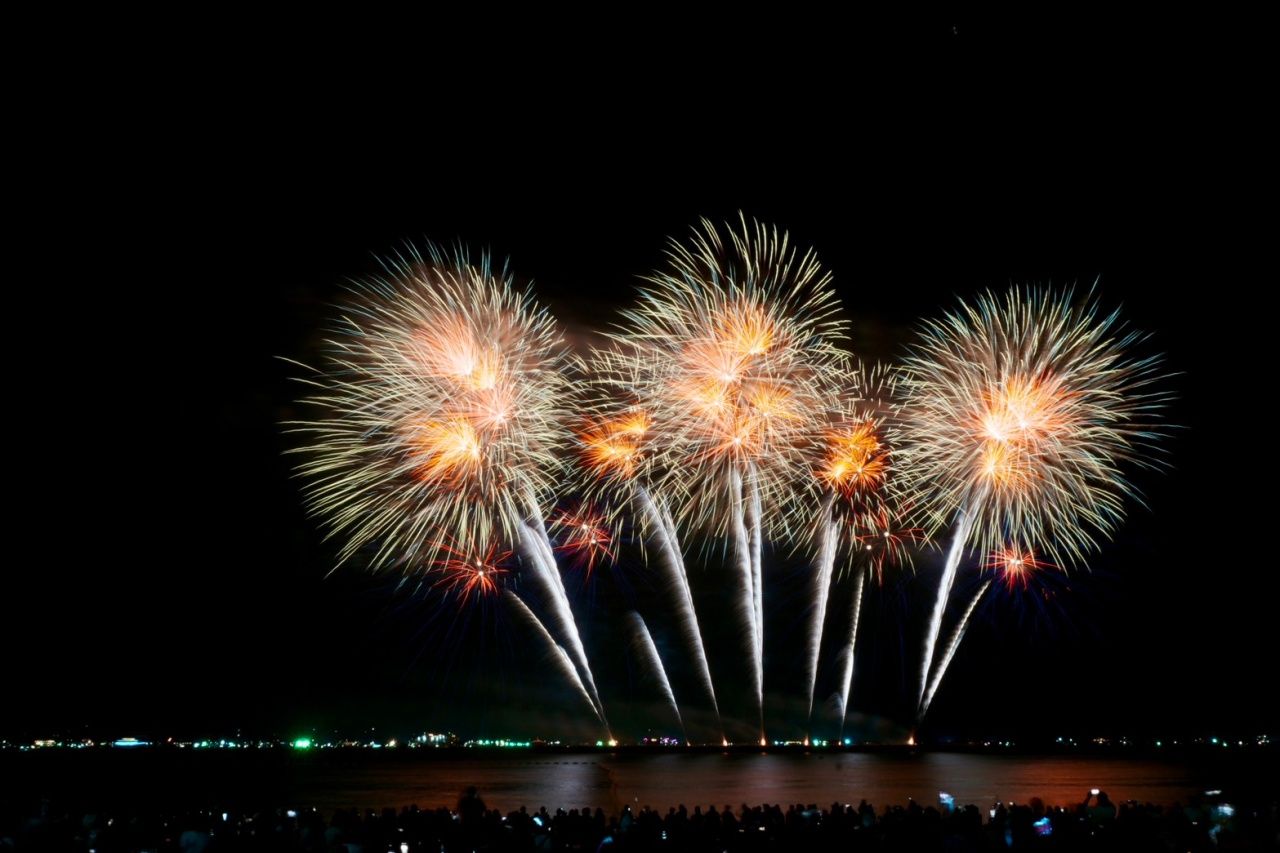 “2025芭堤雅烟花节”精彩绝伦震撼惊艳游客