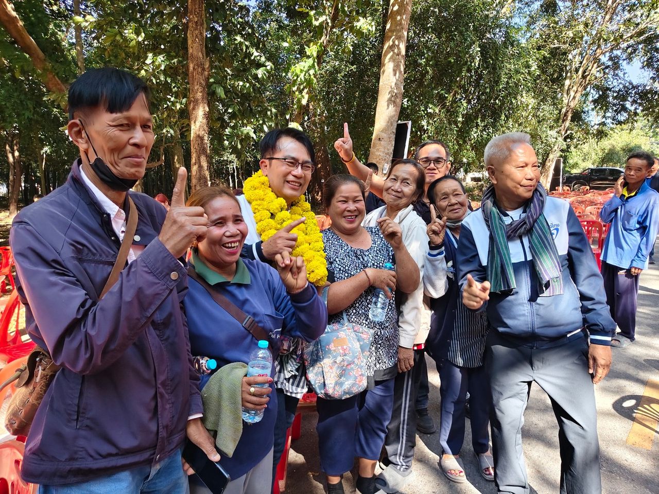 “萨伦”在黎逸竞选,呼吁60岁以上选民支持,重申支持半人半方案