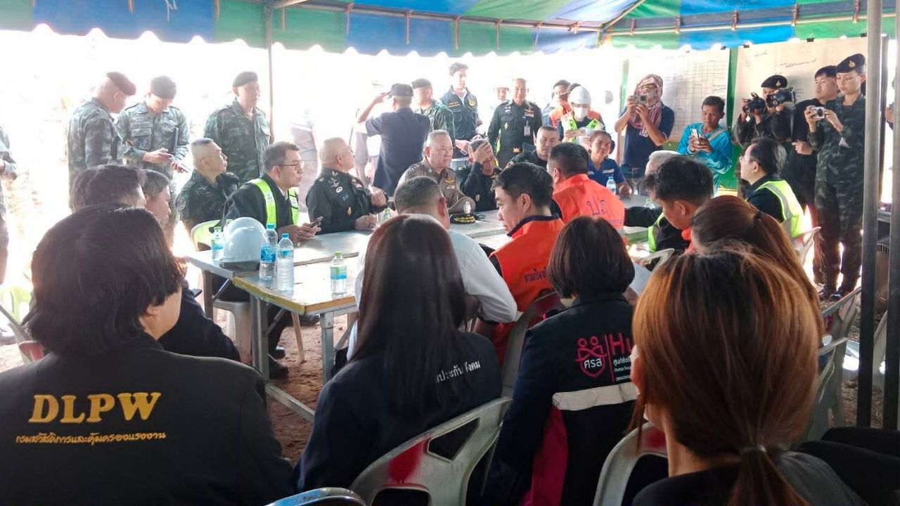 加快调查色胶起重机倒塌压火车事件中参保人的权利