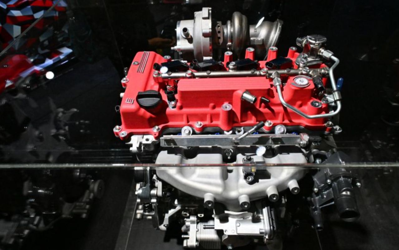 了解Toyota G20E新款2.0升涡轮增压发动机的进展，静静地输出400-500马力