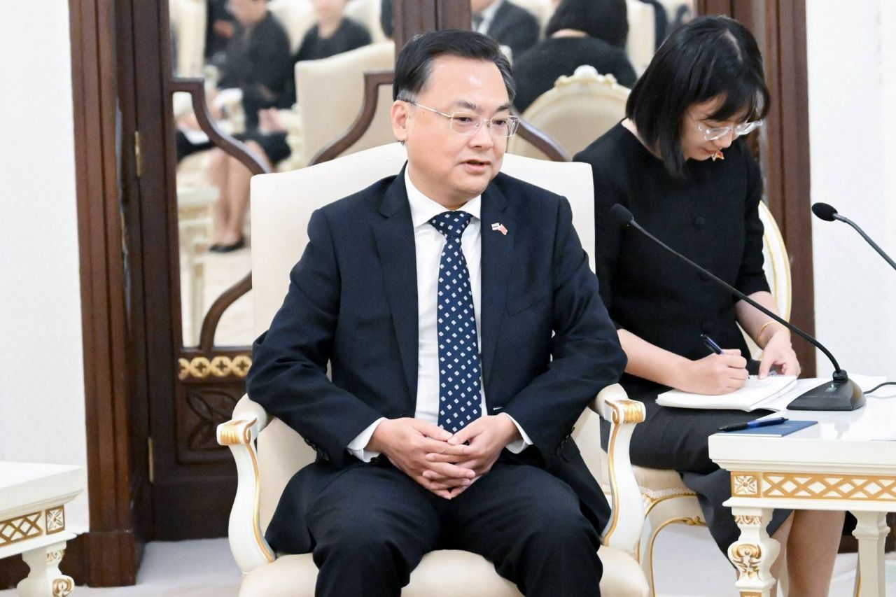 中国捐赠2000万人民币人道主义援助泰国,对起重机倒塌压毁火车事件表示遗憾