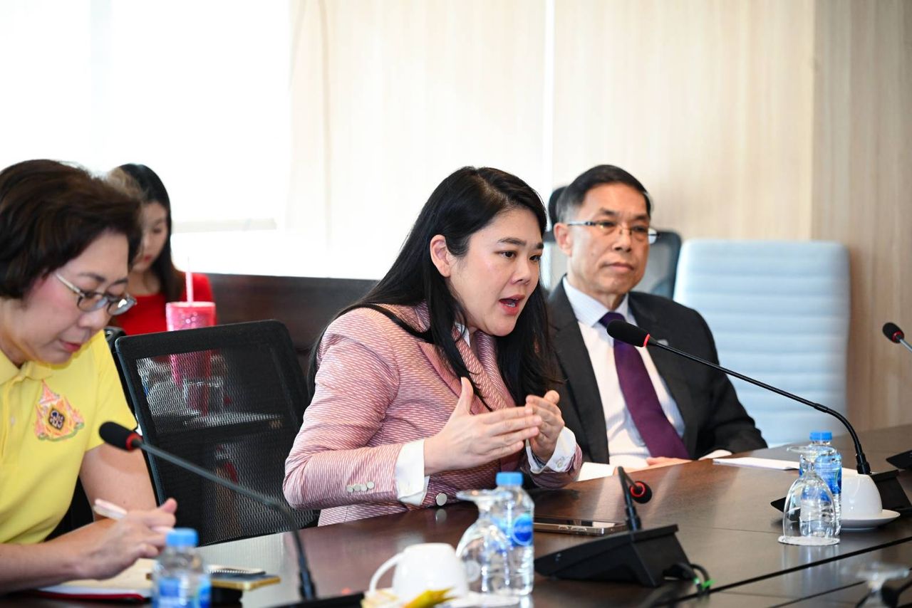 泰国外交部长下令准备撤离在柬泰国人计划 - 强调全球社会柬泰违反主权