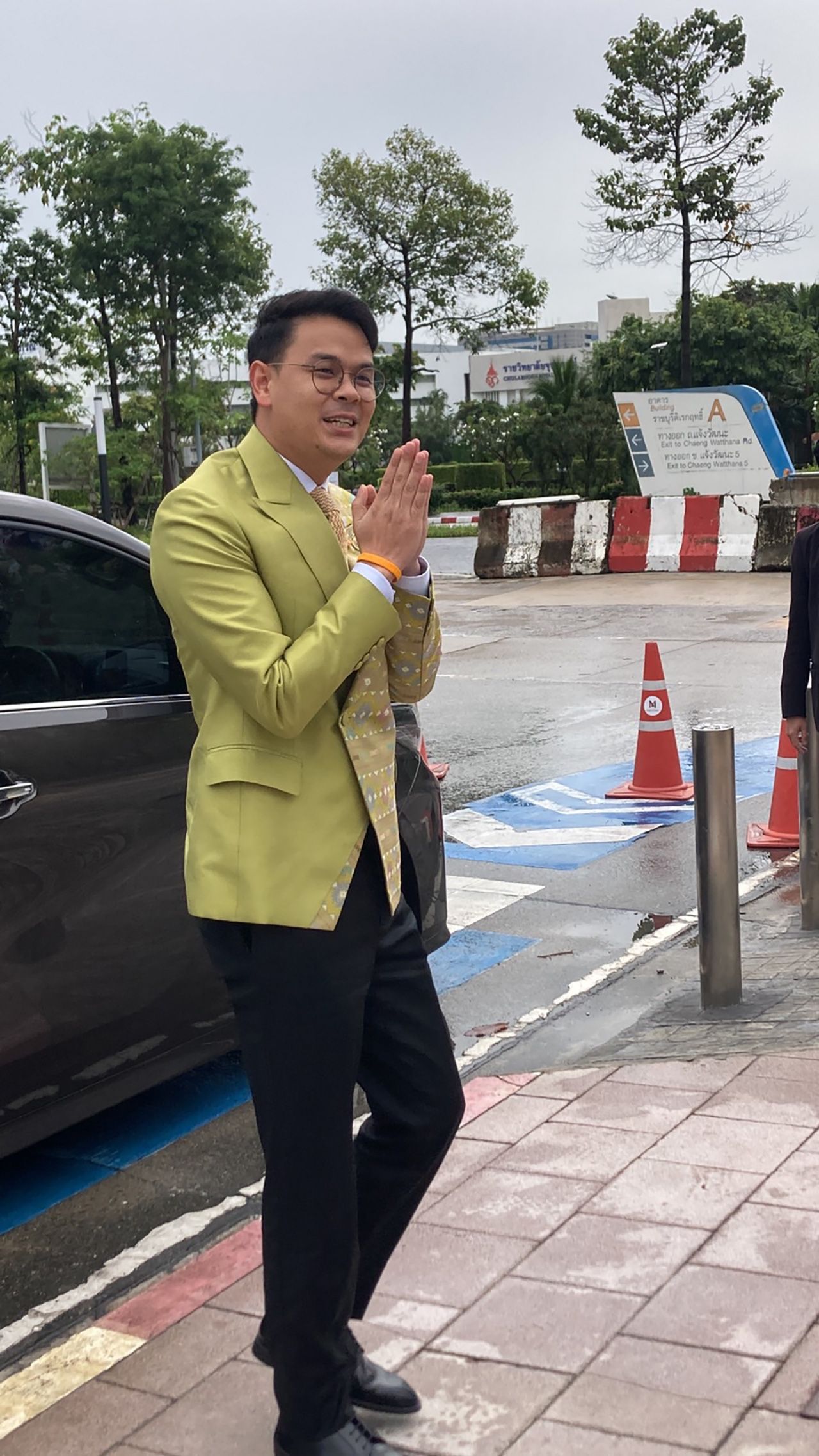“差雅诺”首次进入数码经济及社会部 强调尽管是“新部长”但决心坚定