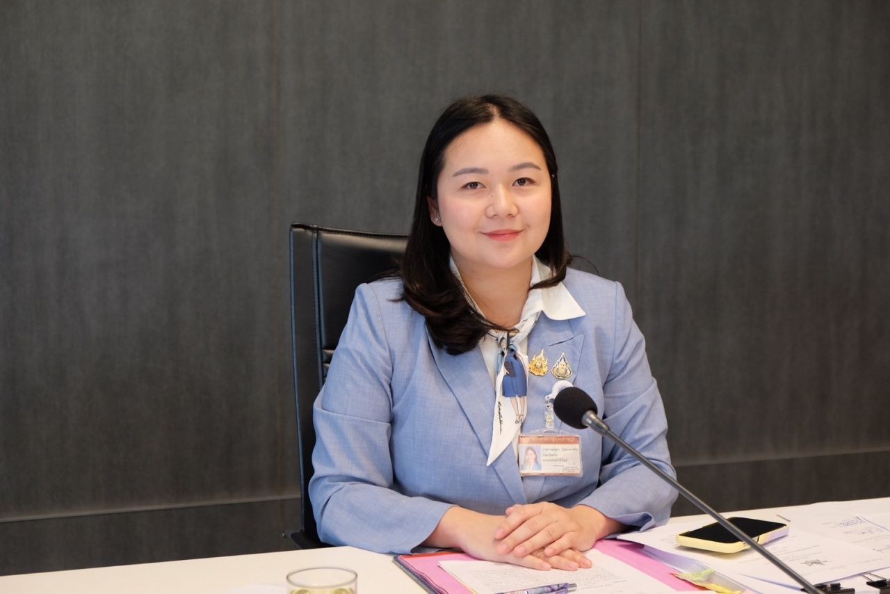 警察委员会决定推迟听取“高阶警官调职”解释，因多次派人代为澄清，被指缺乏对议会的尊重