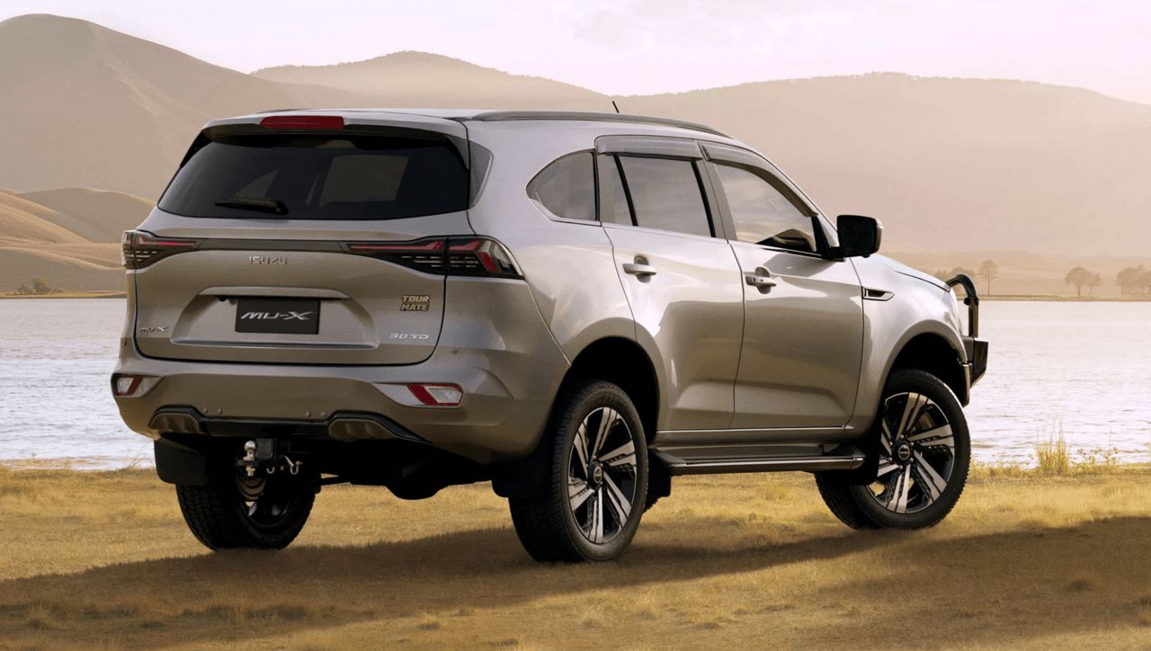全新 Isuzu MU-X Tour Mate