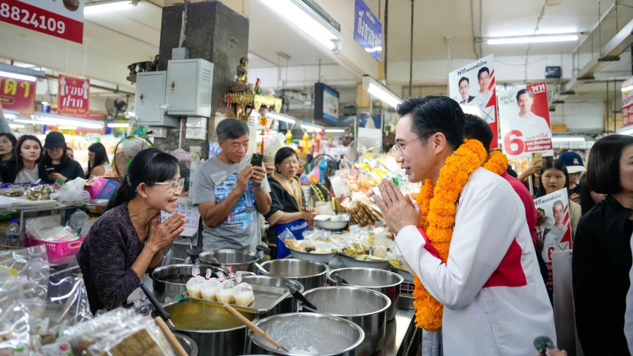 “德尔教授” 走访卡德洛昂 市场摊贩赞如父亲 推动70:30政策振兴经济