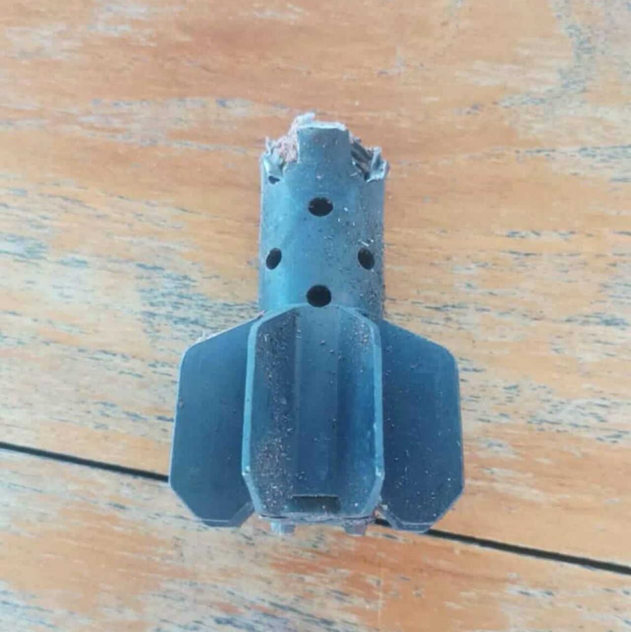 射击烟弹警告 缅甸国内战斗造成60迫击炮弹落入泰国