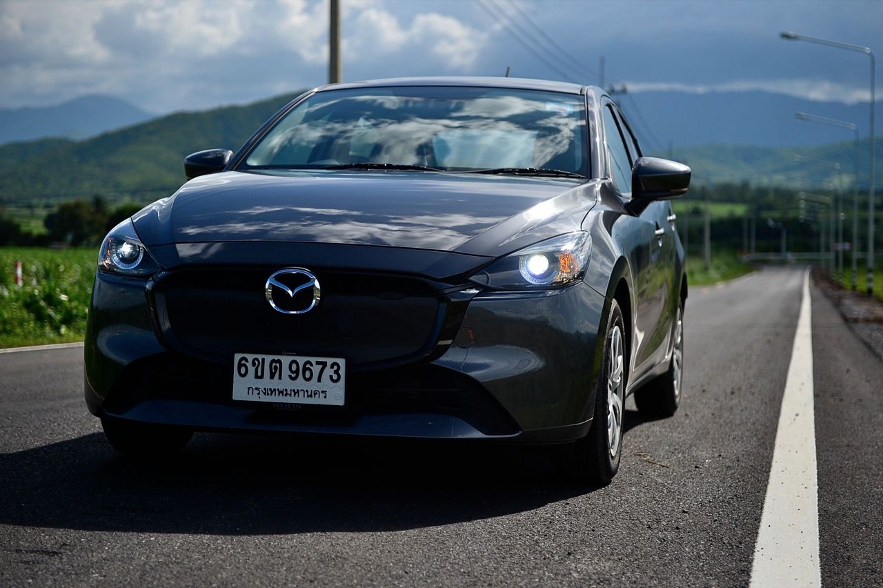 拖销已经十多年了,但还是一样好用——MAZDA 2 PROME 50万的试驾评测,为什么值得拥有