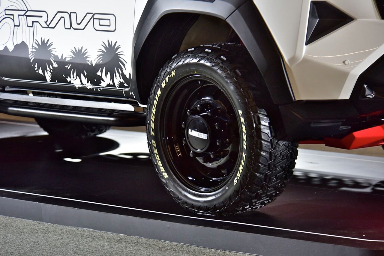 丰田 TRAVO 标准驾驶室 4TREX 2.8 MT 改装款