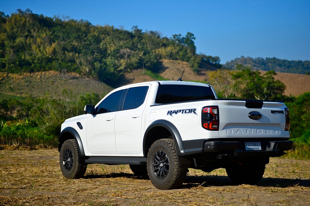 Ford Ranger Raptor 长期降至 1,699,000 泰铢(原价 1,804,000 泰铢)