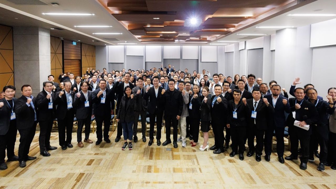 “沙空提”承认民主党在曼谷的风潮超出预期，超过150人提出竞选议员