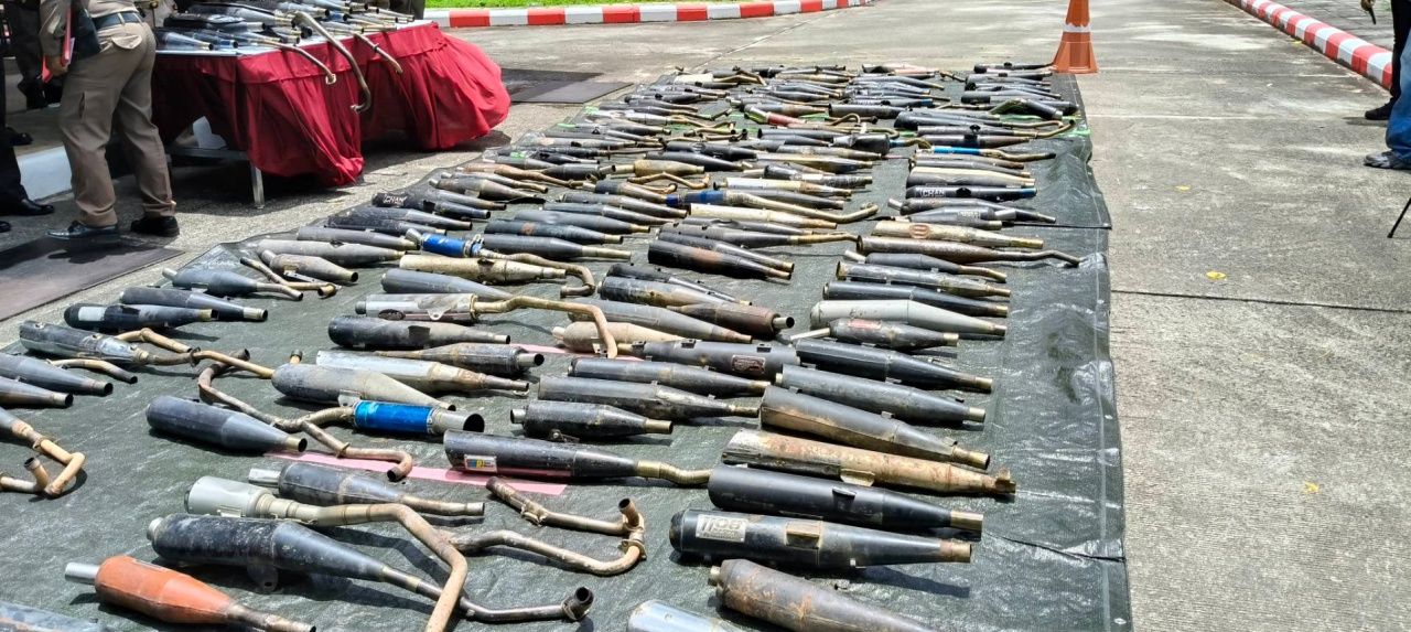 董里严打非法改装摩托车，扣押逾千辆，销毁改装排气管900余件