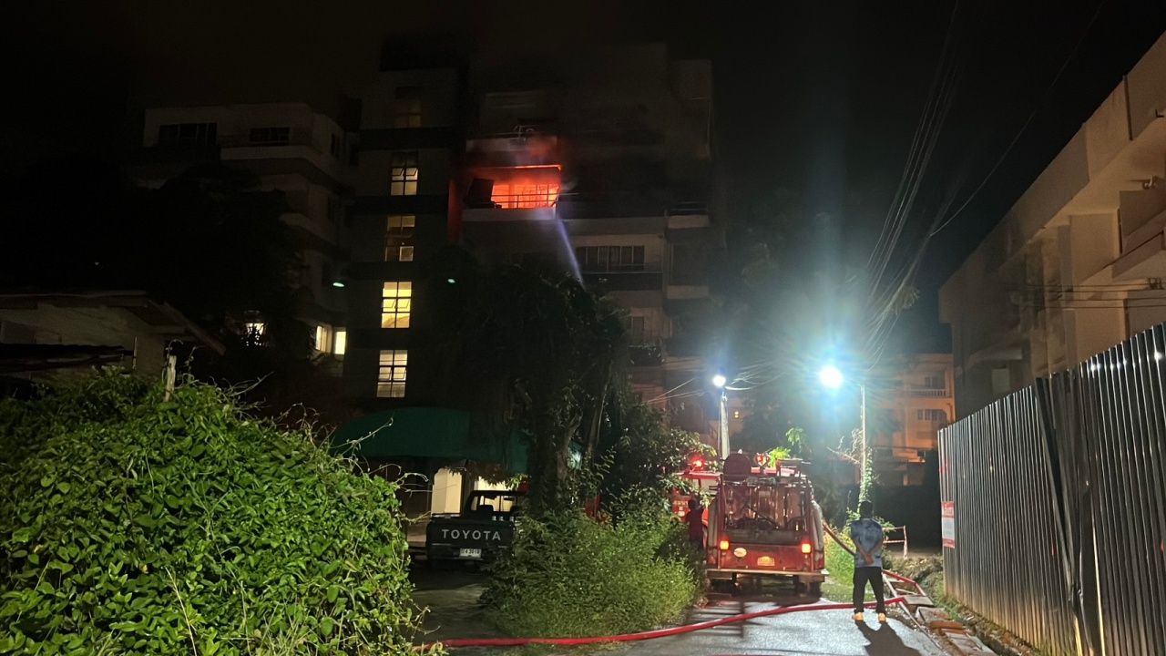 普瑞医院医生宿舍发生火灾，医生被困在6楼紧急救援