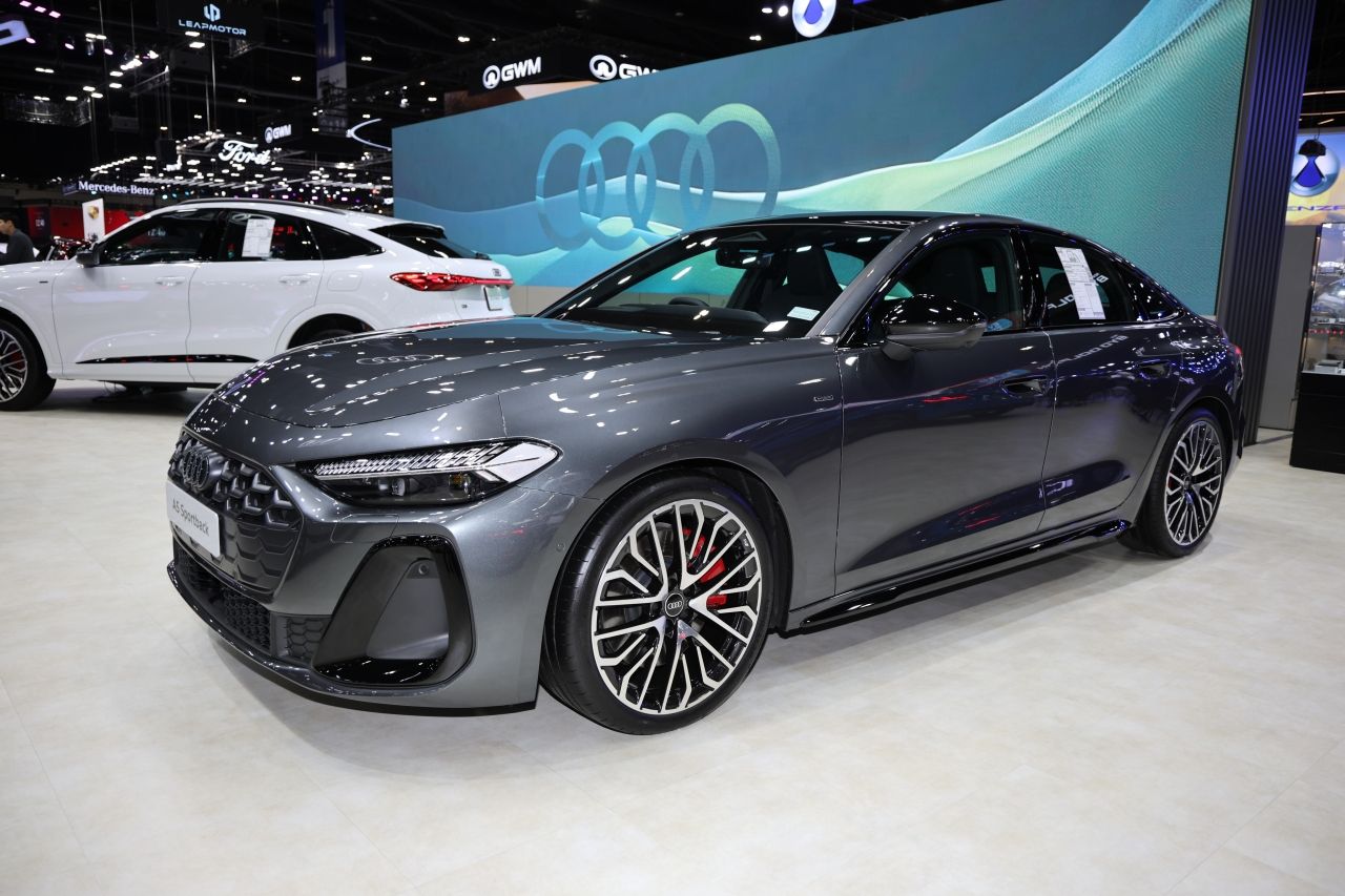 奥迪在2025年汽车博览会上推出年度促销，在新税制前涨价
