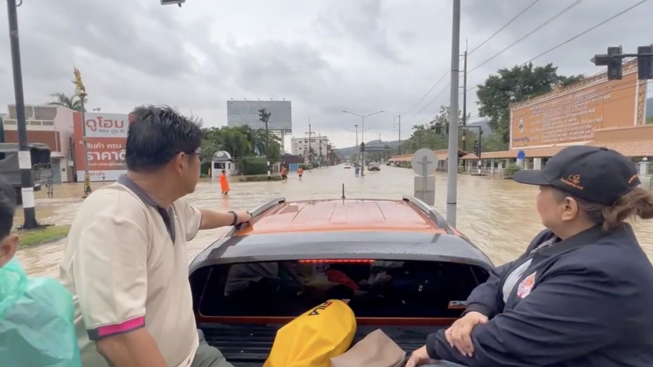 更新“合艾洪水”塞纳隆医院前水位已下降30-50厘米