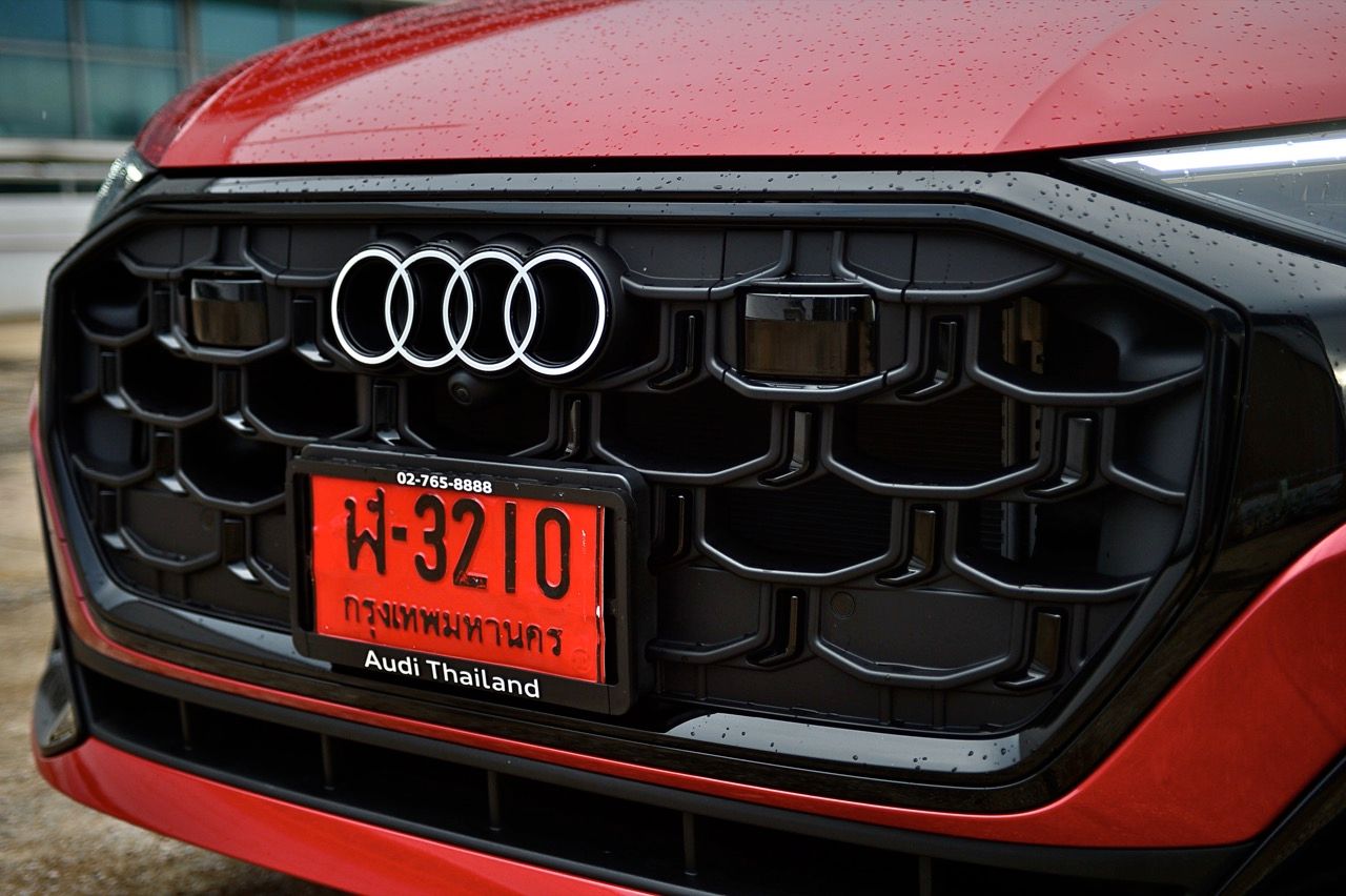 体验强大性能：测试奥迪Q8 TFSI e quattro S line edition one