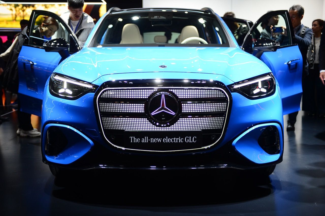 即将在泰国推出的MERCEDES-BENZ全新GLC ELECTRIC 2026