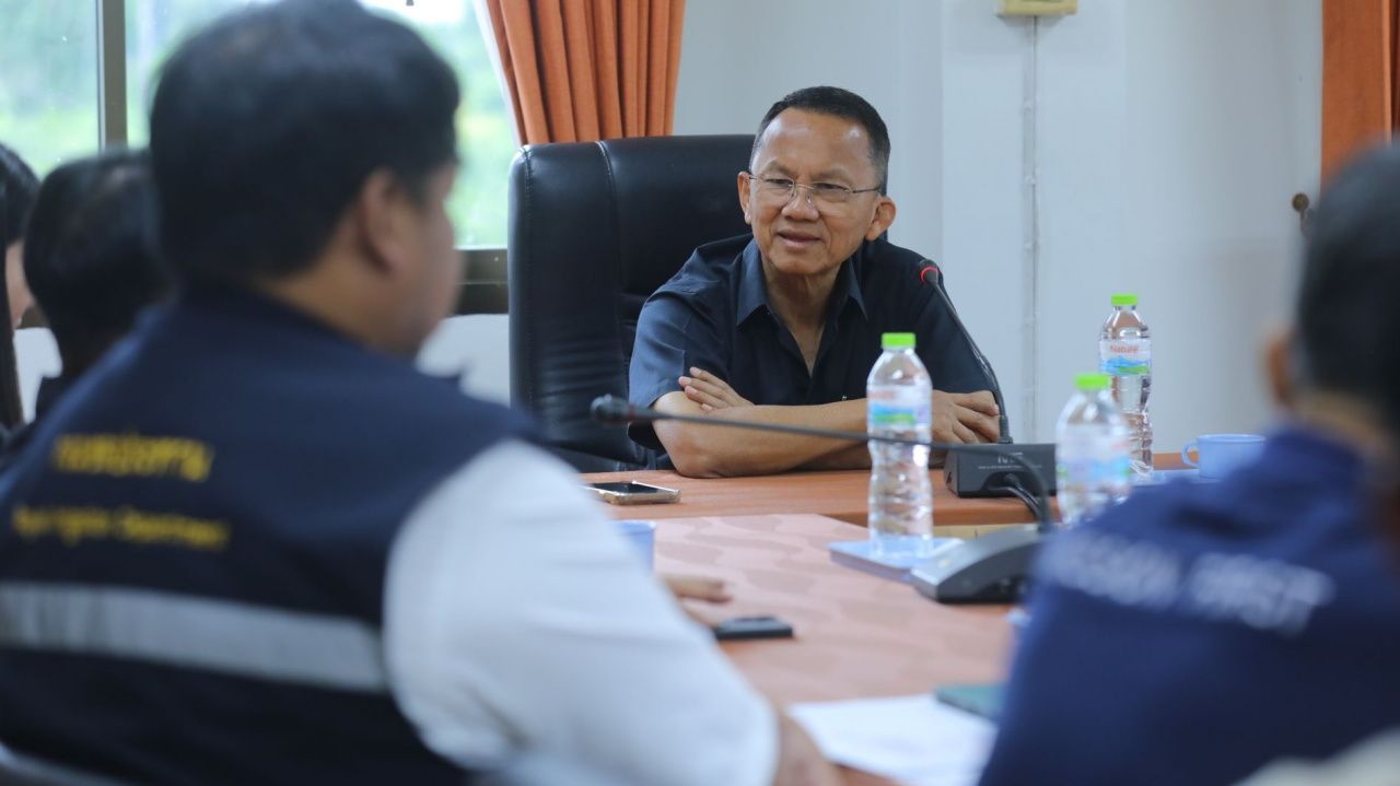 “颂萨”与地方领导讨论,跟进解决耶河洪水问题,同时每年非法伐木活动增加