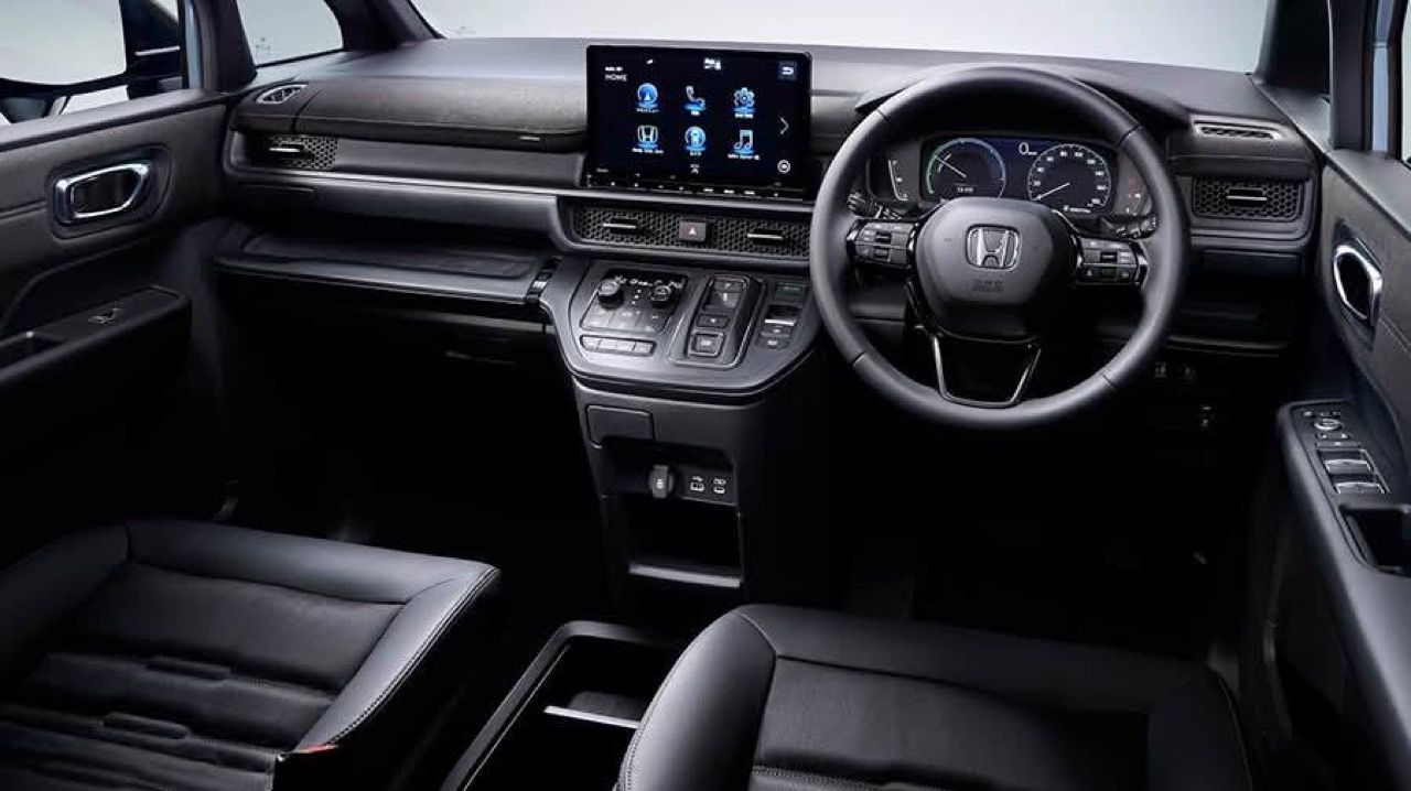 在泰国登陆前的先睹为快：Honda STEP WGN e:HEV