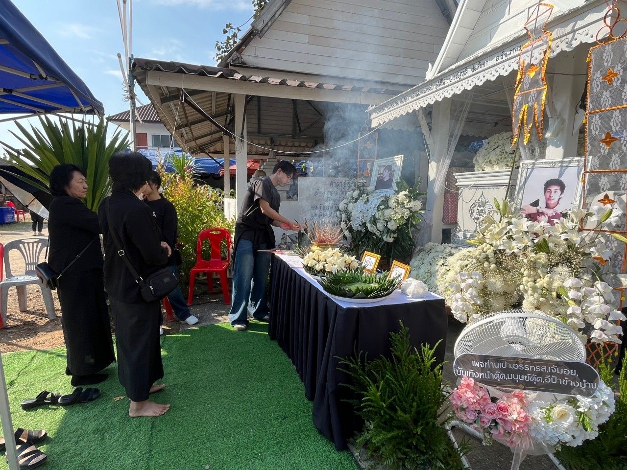 纳特鹏家庭计划举行模拟火化仪式,今晚将将尸体送去再次验尸