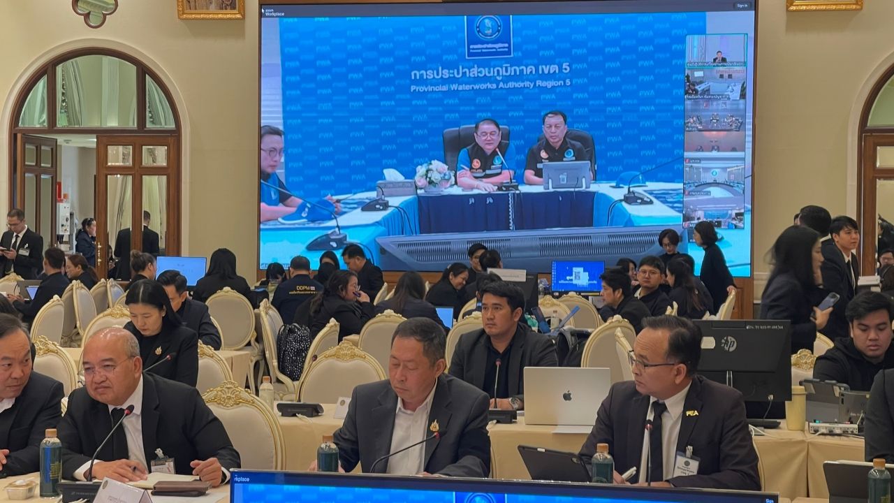 “巴拉顿” 敦促尽快恢复自来水供应系统 总理指示中午前水必须到达合艾医院