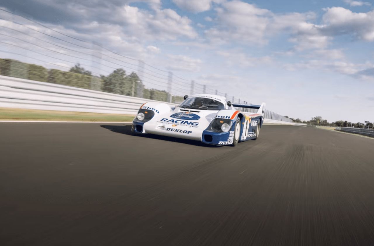 真实展示：Porsche 956 传奇赛车首次亮相泰国
