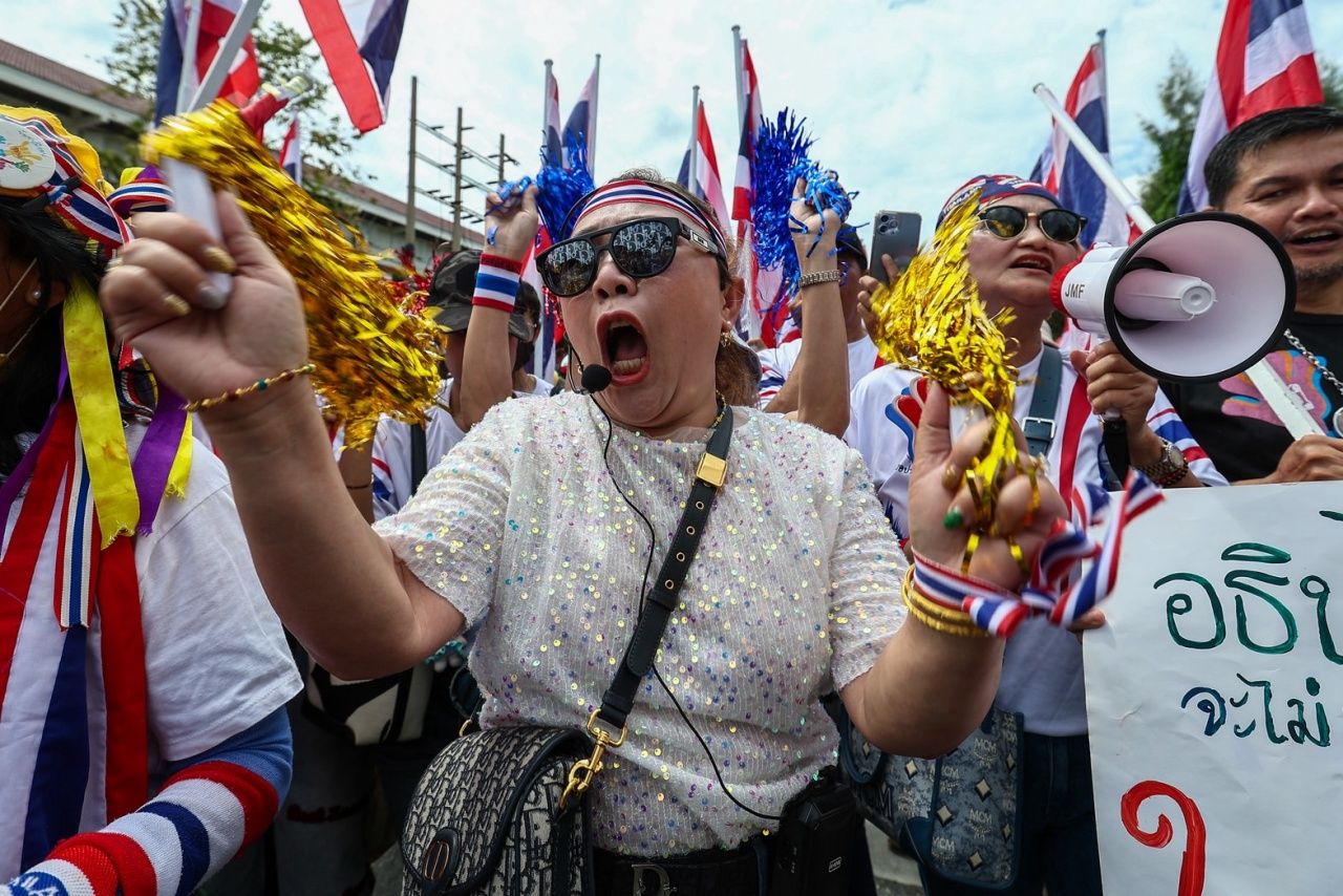 คปท. 宣布立场 6月21日举行大规模集会，威胁包围府邸 逼首相辞职