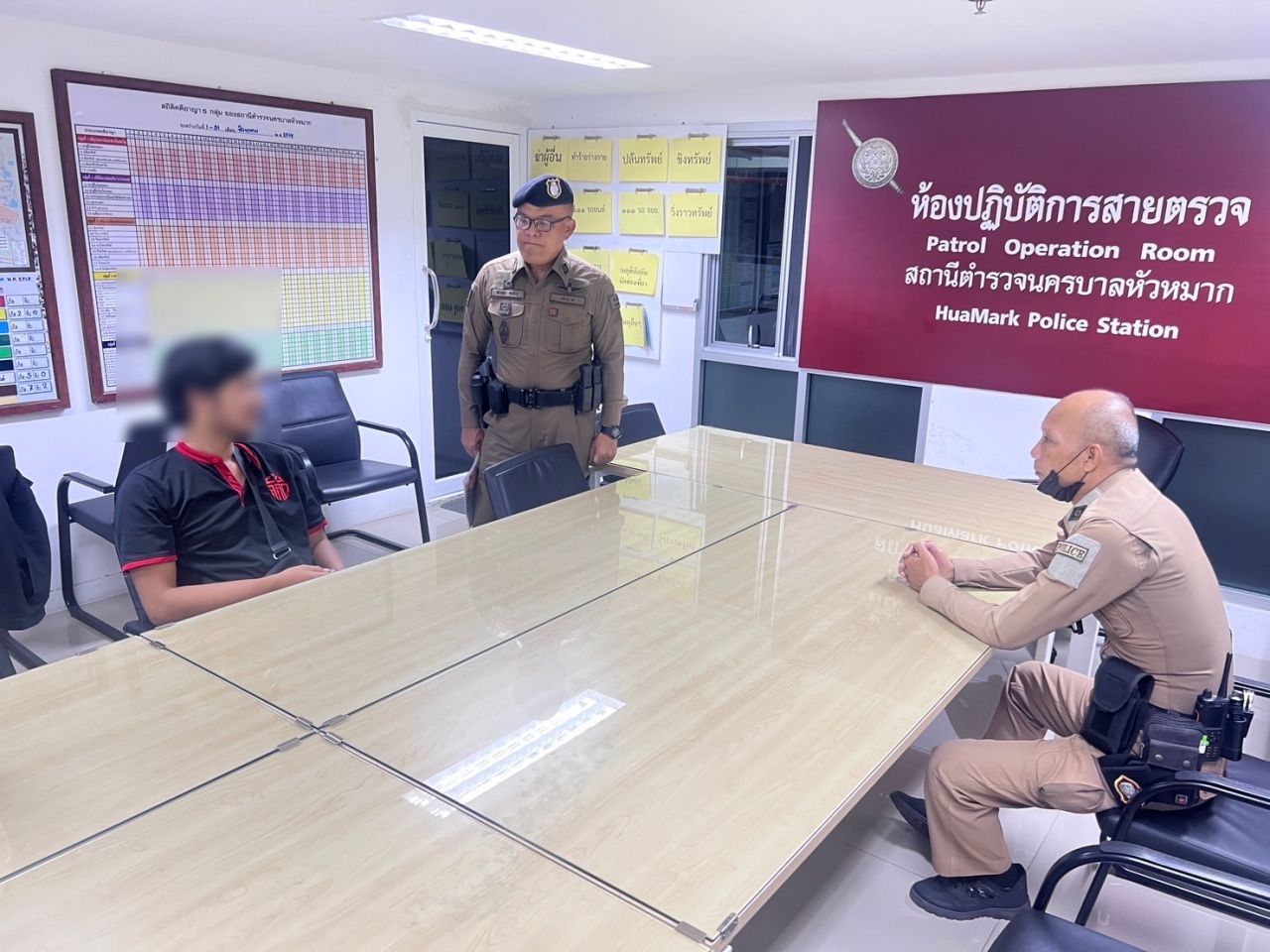 “Pek Palitchoke” 被袭用刀砍伤 在拉康西储油站被捕