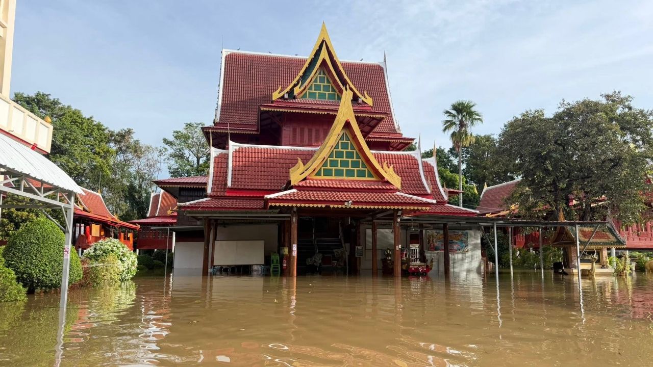 素可泰洪水依然严重 甘帕甘寺水位仍高于1.50米