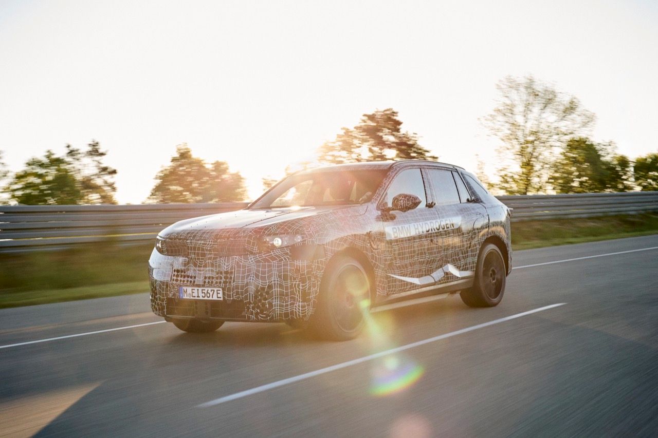 BMW全新X5发布，配备五种动力系统：电动机、柴油、汽油、插电式混合动力及氢能！