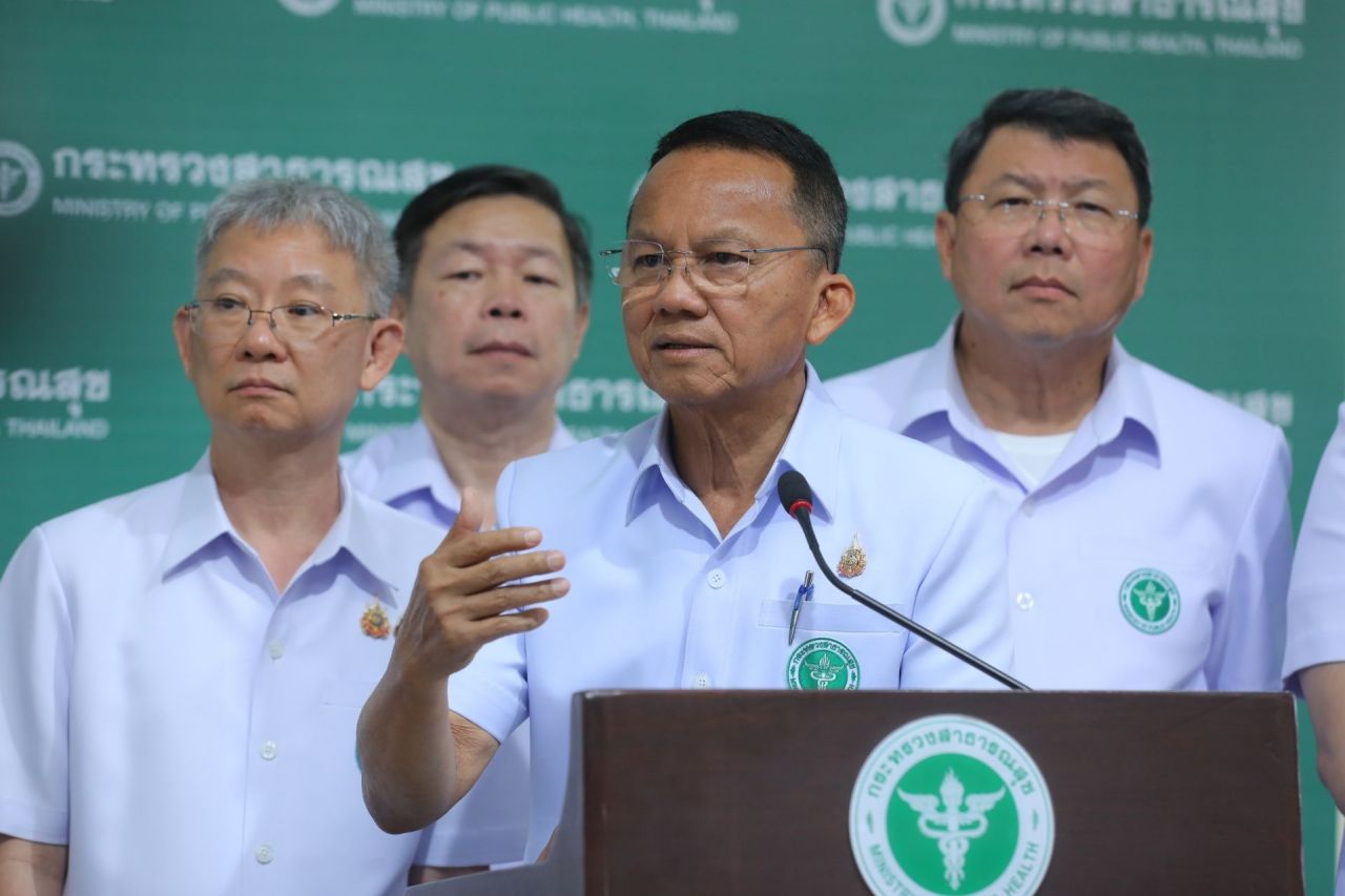 “颂萨”对政治未来保持沉默，即将起诉泄露预算者，保证下乡1百万。
