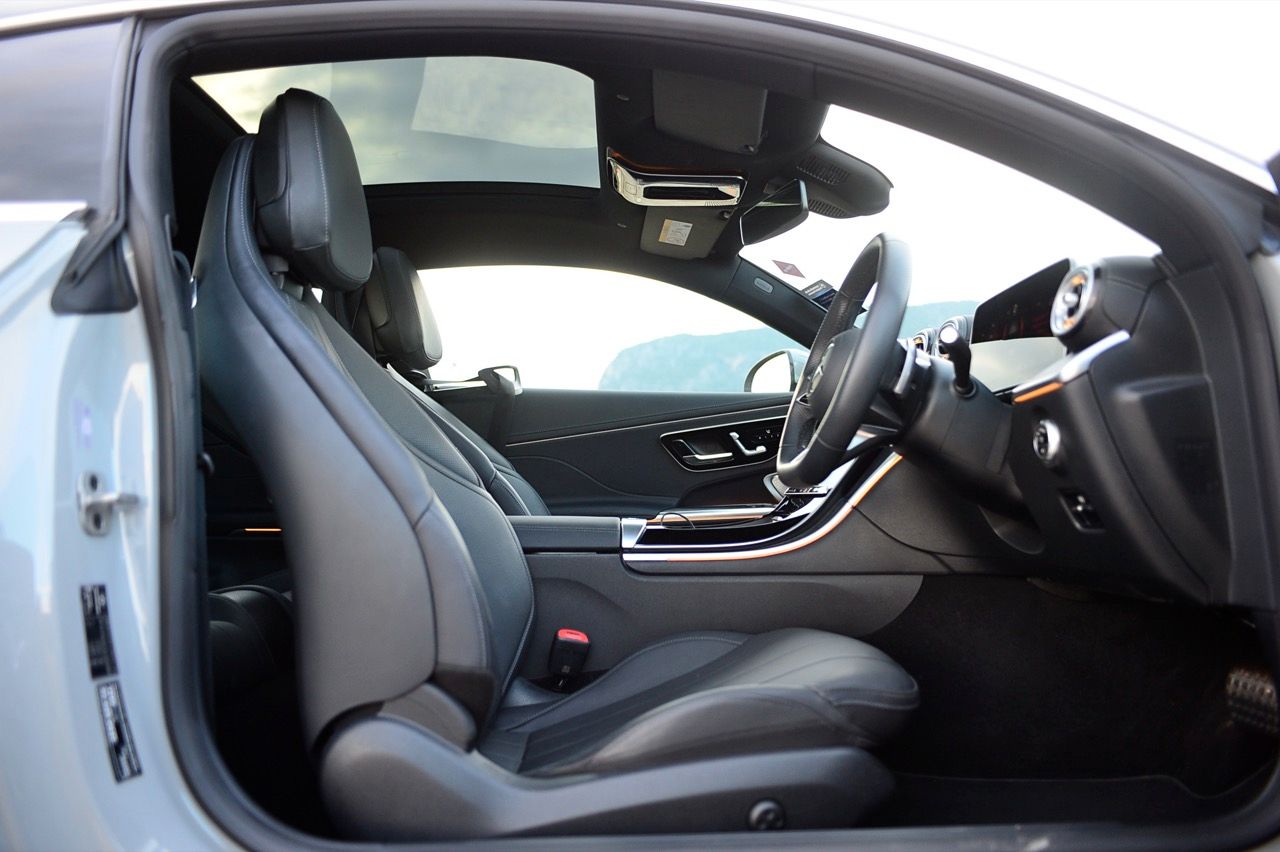 驾驶效果出色,想要拥有!测试梅赛德斯-奔驰 CLE 300 4MATIC AMG 动态