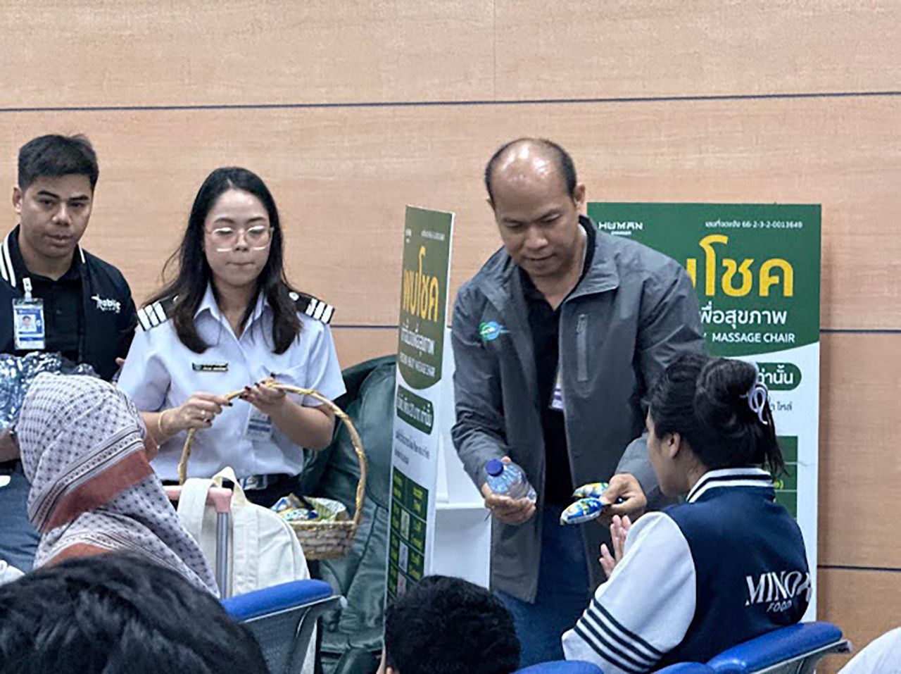 “合艾机场”正常开放，航空公司加紧落实措施帮助受影响乘客