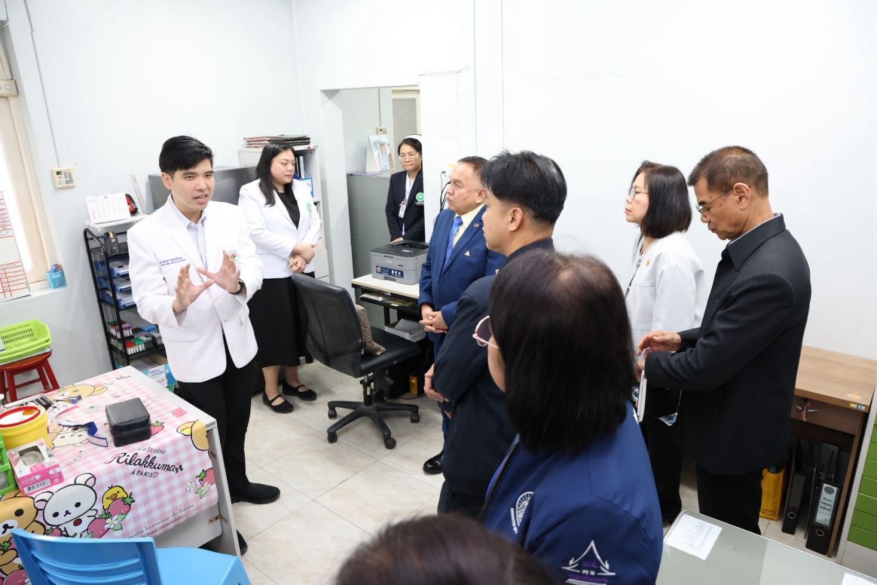安全委员会访问春武里府检查工作安全