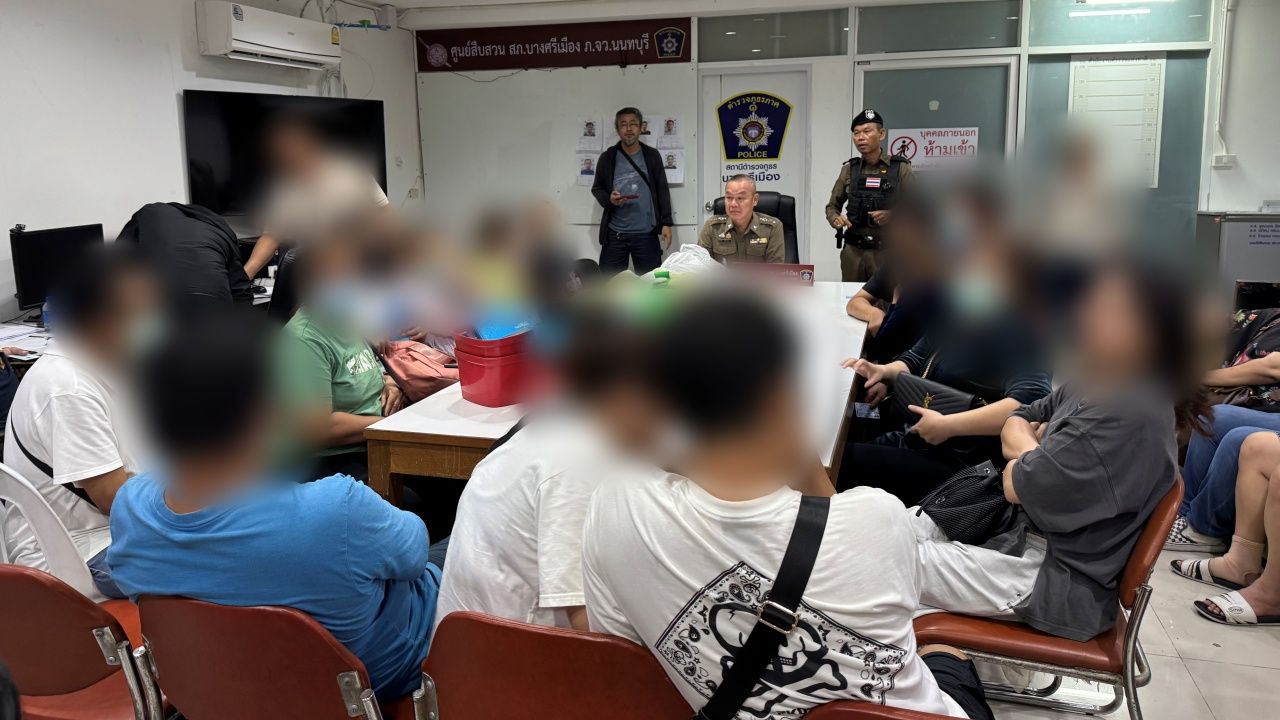 深夜突袭抓捕29名赌徒 在暖武里府召开家庭赌博聚会