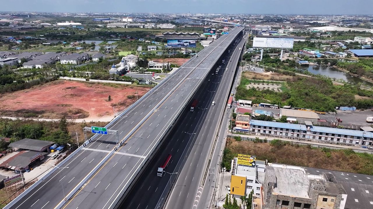开放试跑“高速公路M82” 榕军天至艾甲通段 2025年10月22日