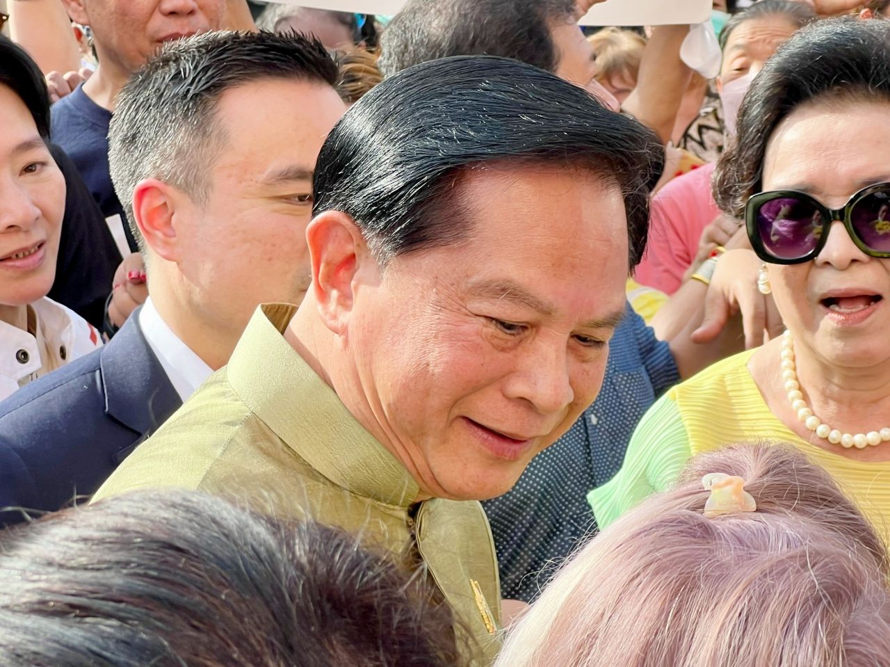 “皮拉潘-埃卡纳” 加入泰国民族团结党 预计讨论党内冲突 感谢群众支持